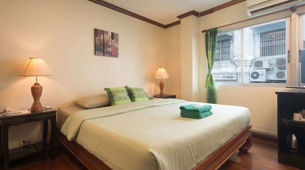 Фото New Road Guest House - Hostel