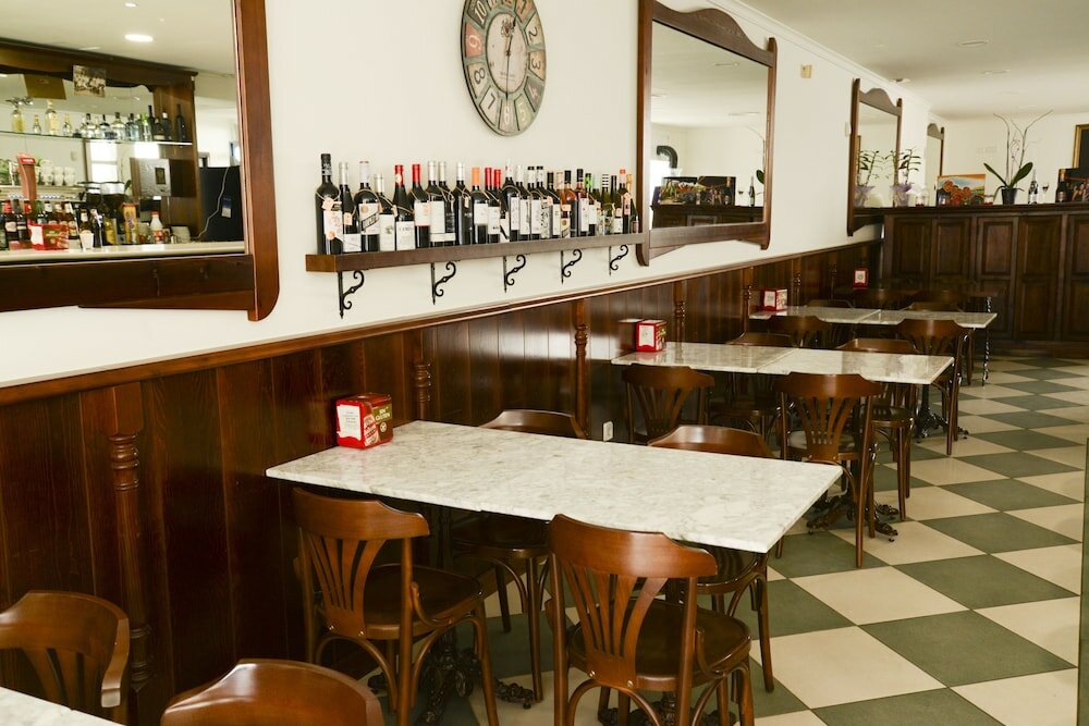 Фото Hostal La Fonda