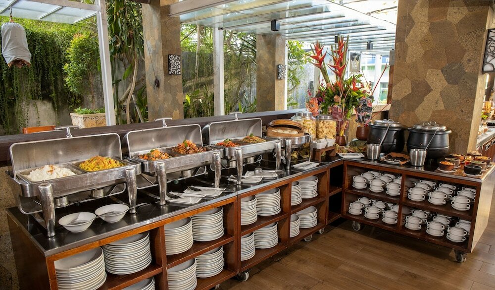 Фото Grand Ixora Kuta Resort