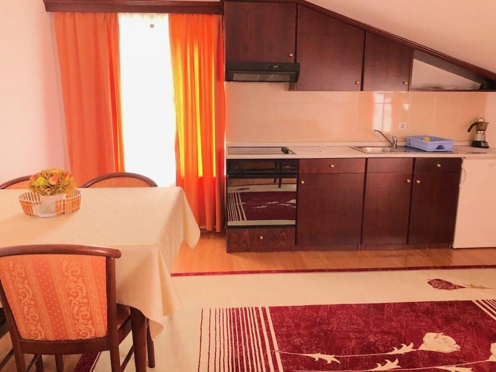 Фото Apartments Adriana