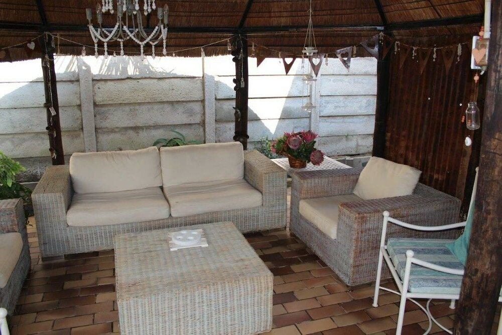 Фото Mirabel Guesthouse