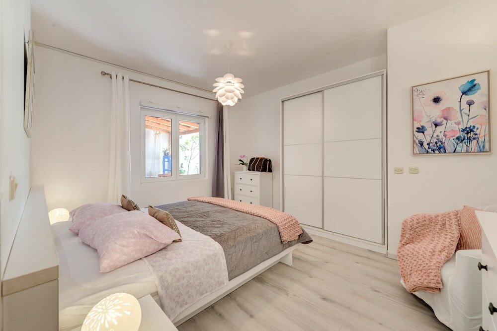 Фото Villa Mili