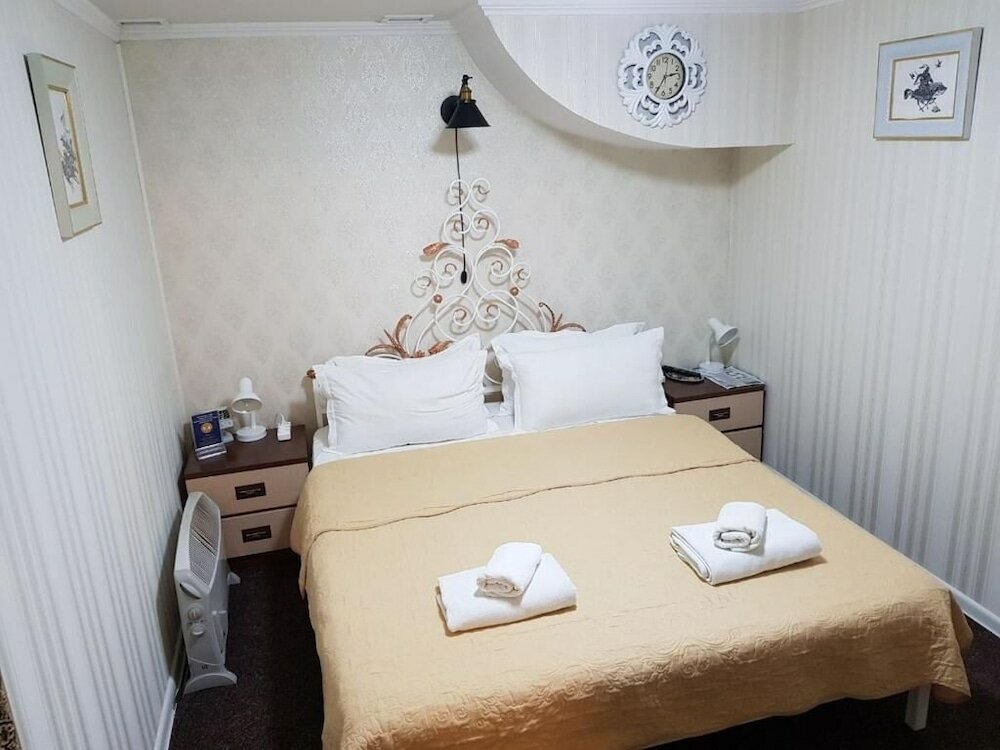 Фото L. E. S. Hostel