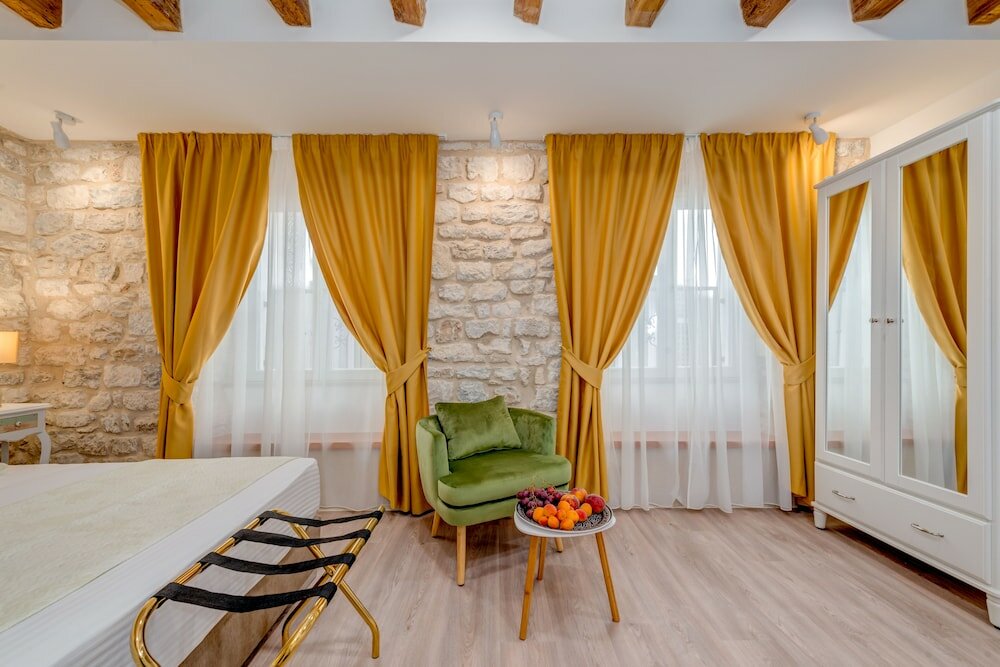 Фото Princ Heritage Rooms