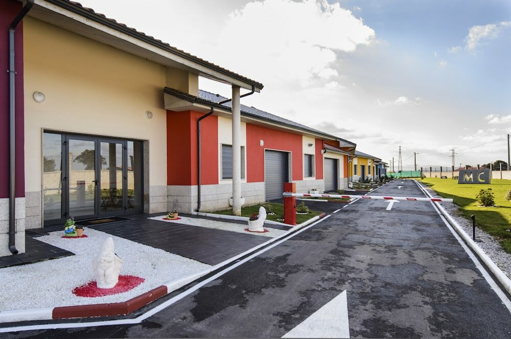 Фото Motel Cancún Avilés