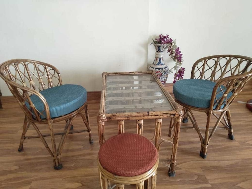 Фото Hotel Pathik