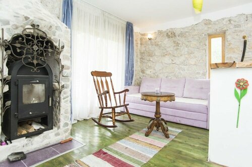 Гостиница Exo Log Cottage
