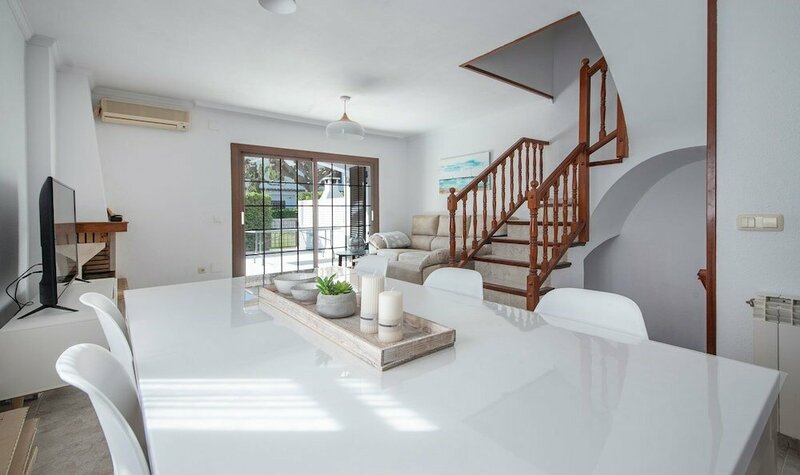 Гостиница Semi-Detached House 2