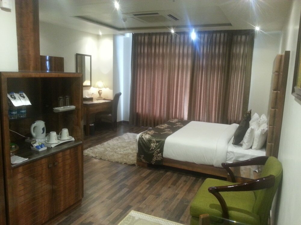 Фото One Earth Avaas