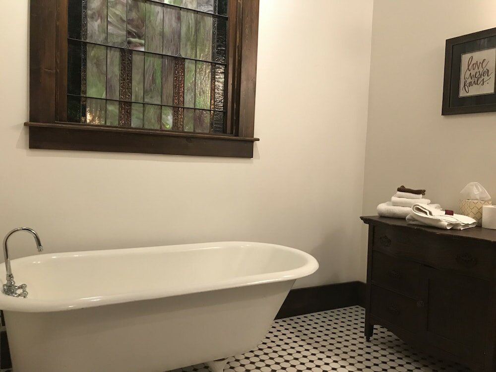 Фото Mcgrady Inn