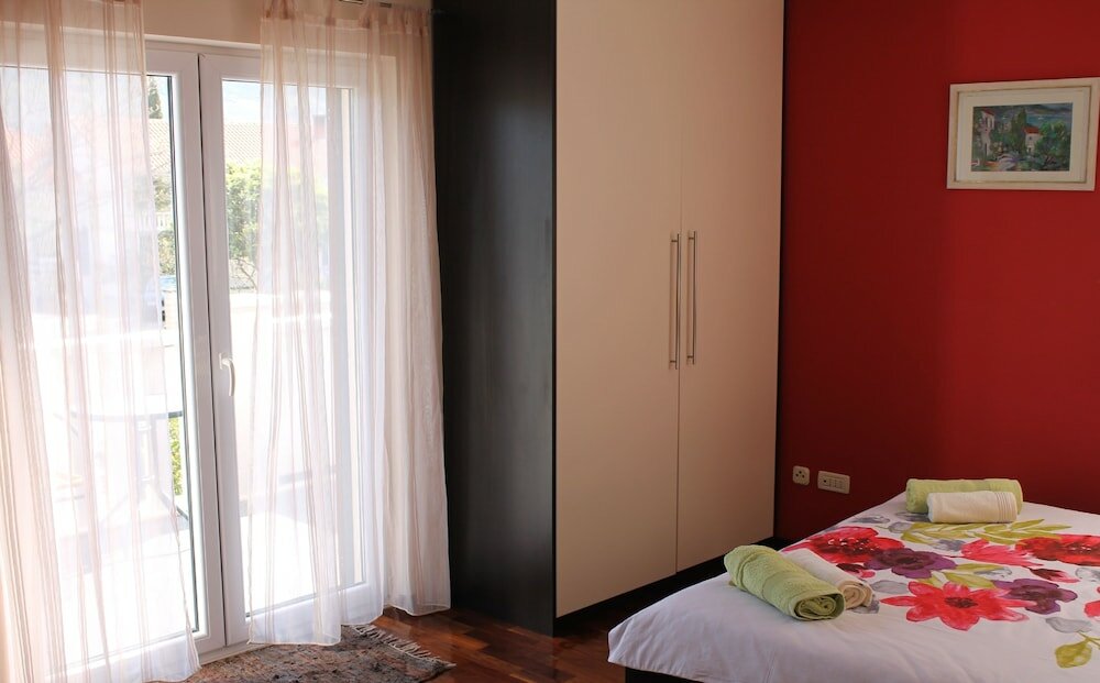 Фото Apartments Logoš Cavtat