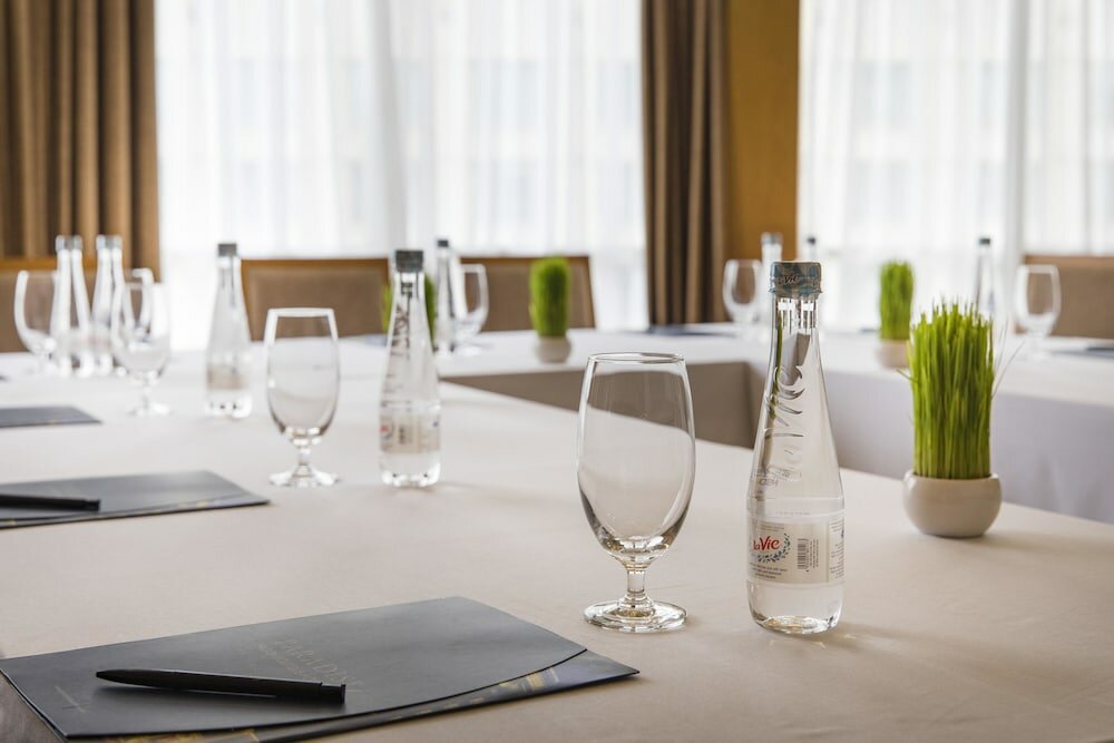 Фото Paradise Saigon Boutique Hotel & SPA