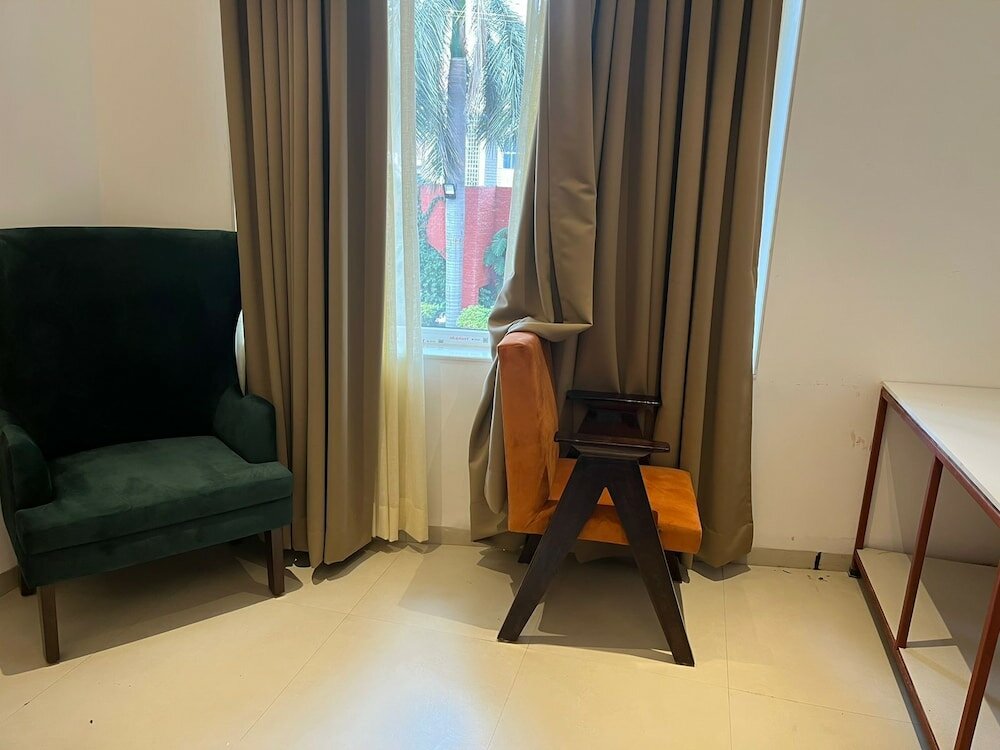 Фото Hotel Varuna