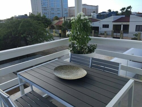 Гостиница New Fantastic Apartment near Palm Beach в Пальм Бич