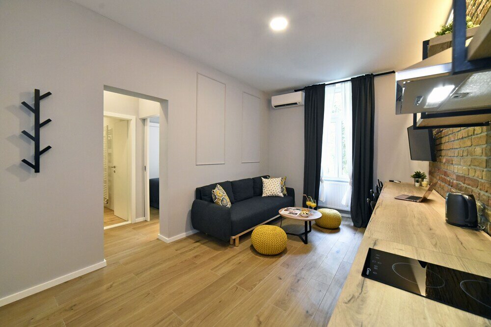 Фото Imperial Apartments