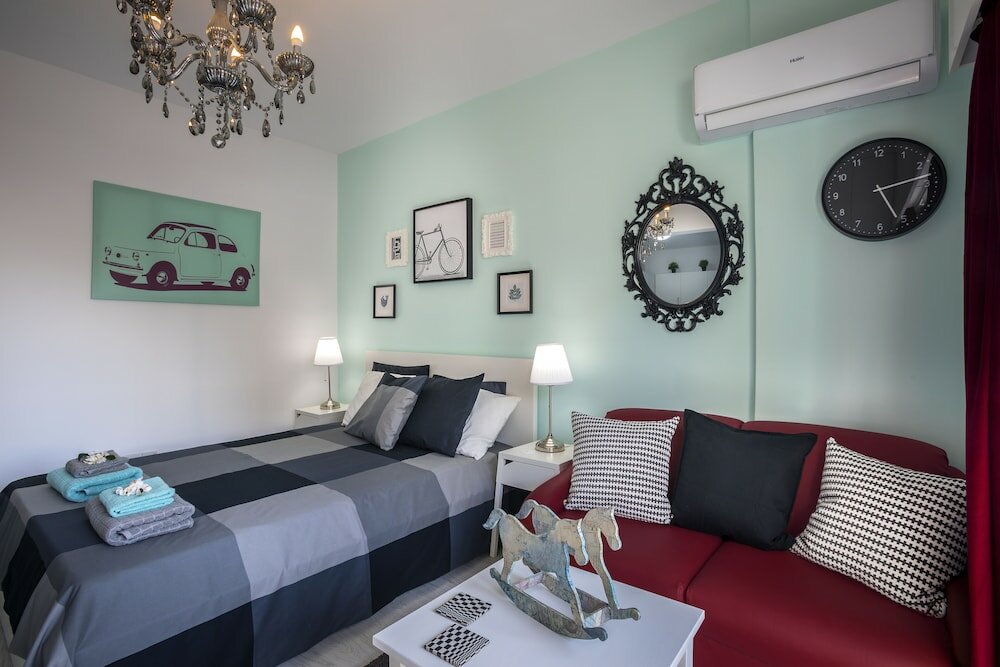 Фото Castle Holiday Apartments