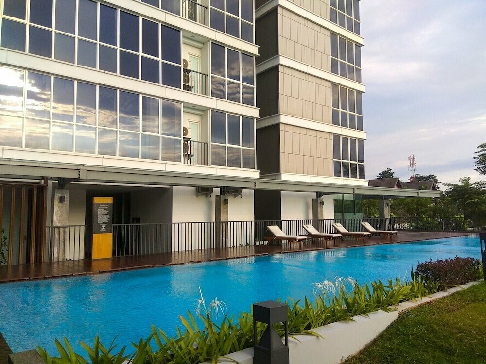 Hotel Big Size with City View @ 3br Lexington Apartment, Jakarta, photo