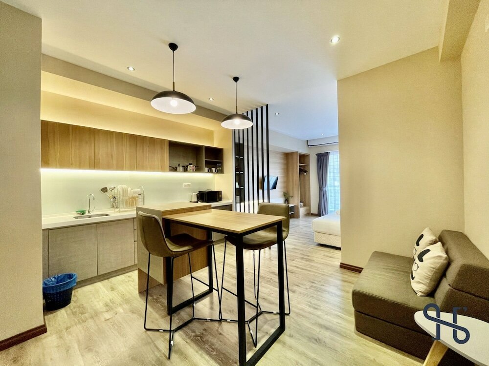 Фото Homesuite' Home @Aeropod SOVO