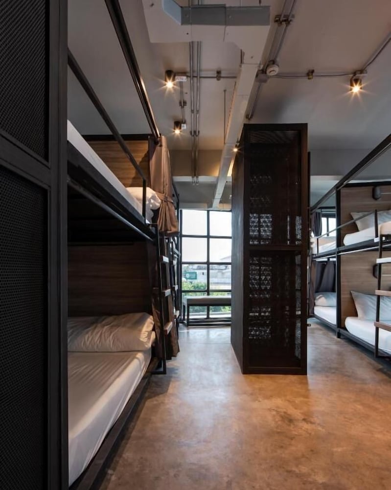 Фото Bed Station Hostel Khaosan