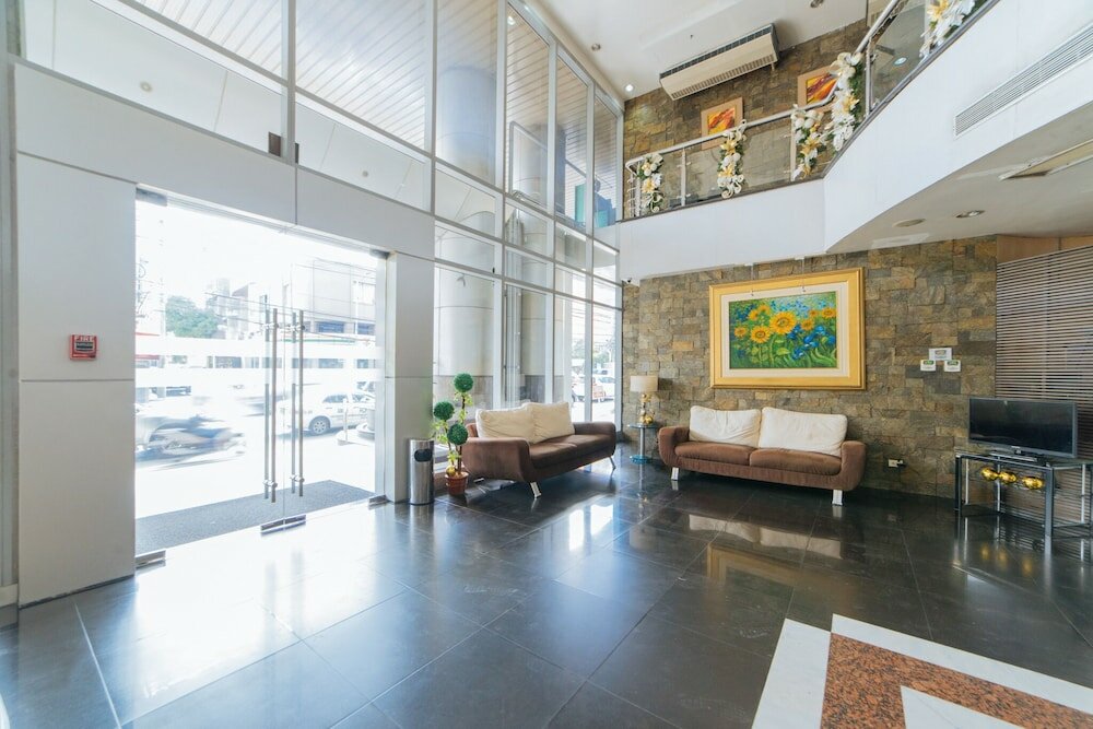 Фото RedDoorz Plus @ E Rodriguez Corner Banawe