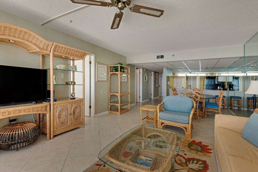 Фото Edgewater Beach Resort Tower 3- 811