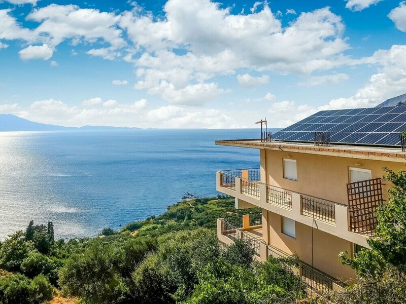 Гостиница Seaview Studio, 3 Pers Panoramic Seaview in Beautiful Setting, West From Chania