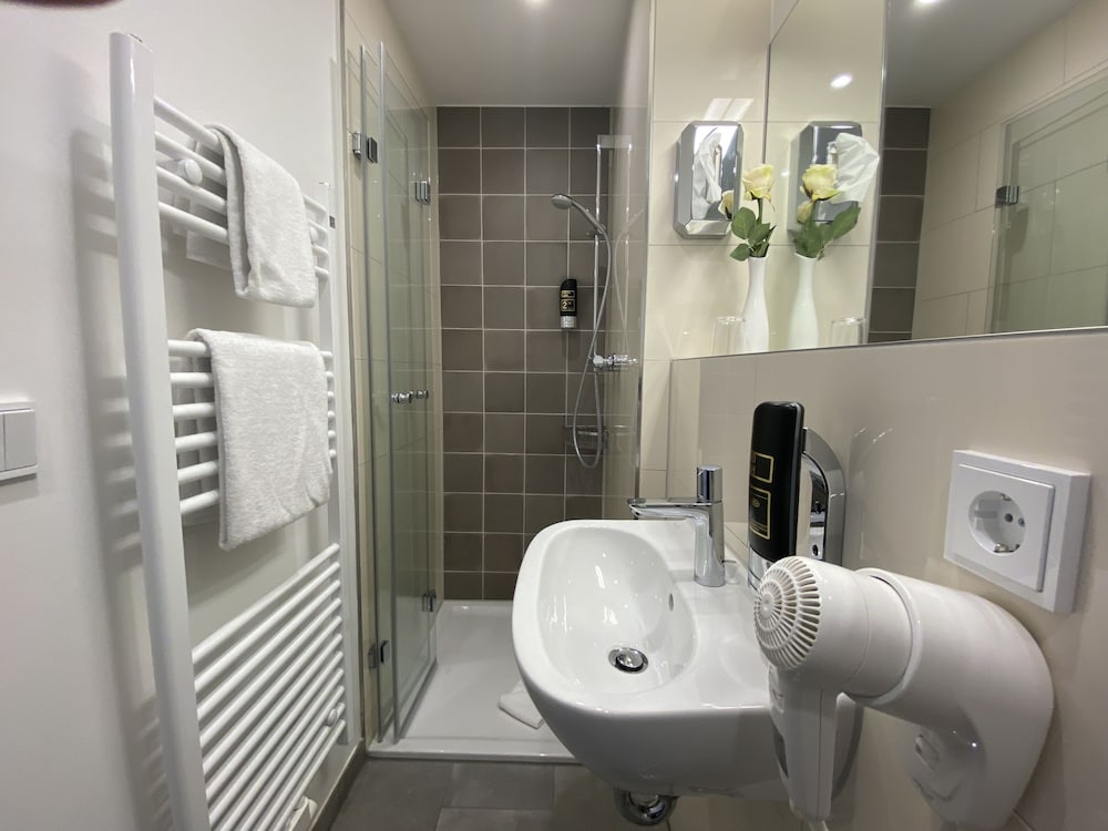 Фото Signature East Hotel Falk