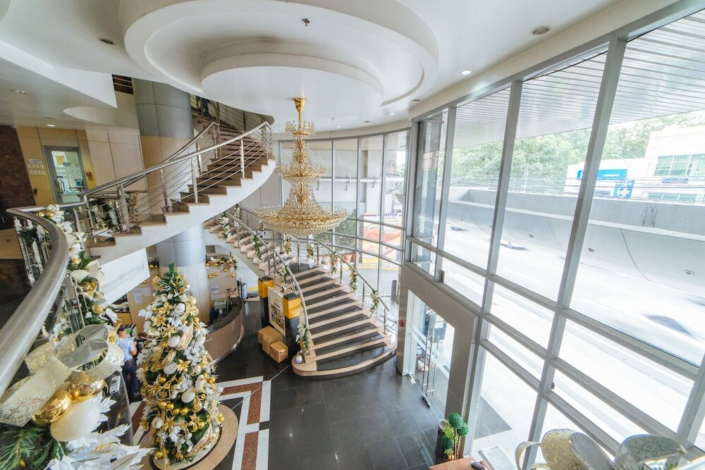 Фото RedDoorz Plus @ E Rodriguez Corner Banawe