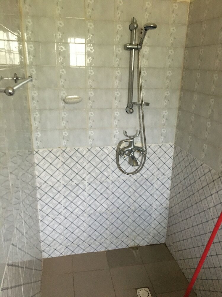 Фото One World Village Guesthouse