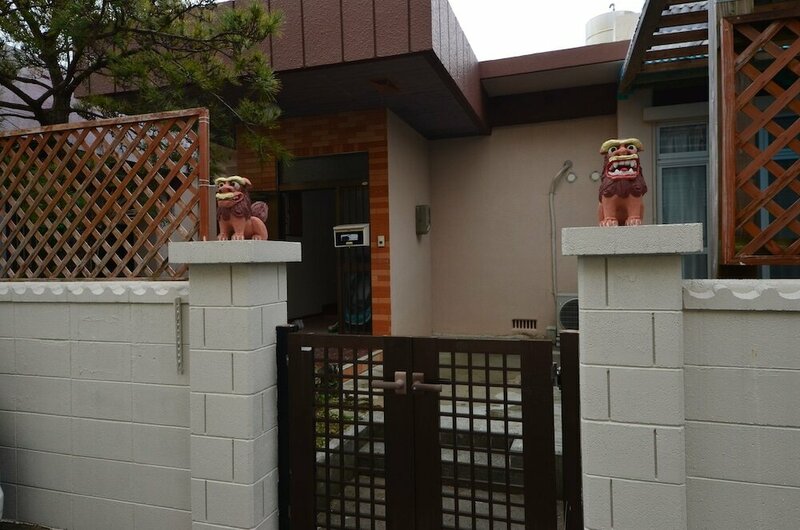 Гостиница Sobe House in Yomitanson
