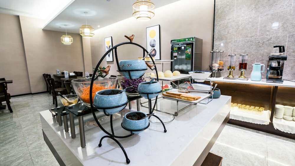 Фото Ibis Styles Nanchang Xiaolan Industrial Park Hotel