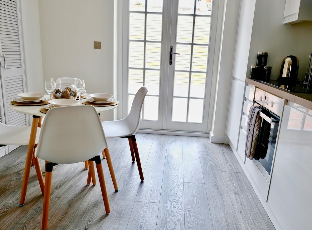 Фото Derbyshire House