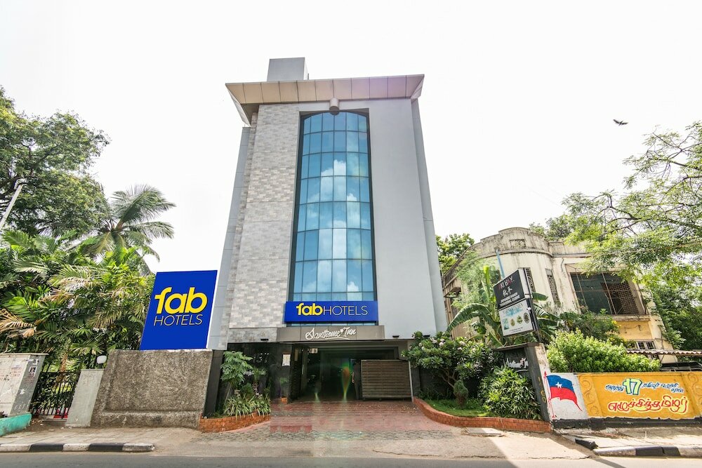 Фото отеля 1