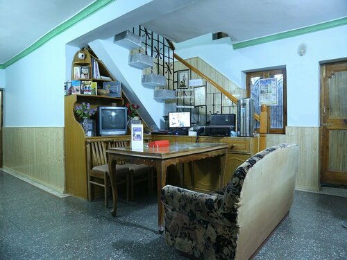 Гостиница Oyo 14558 Magsoom Guest House в Лехе