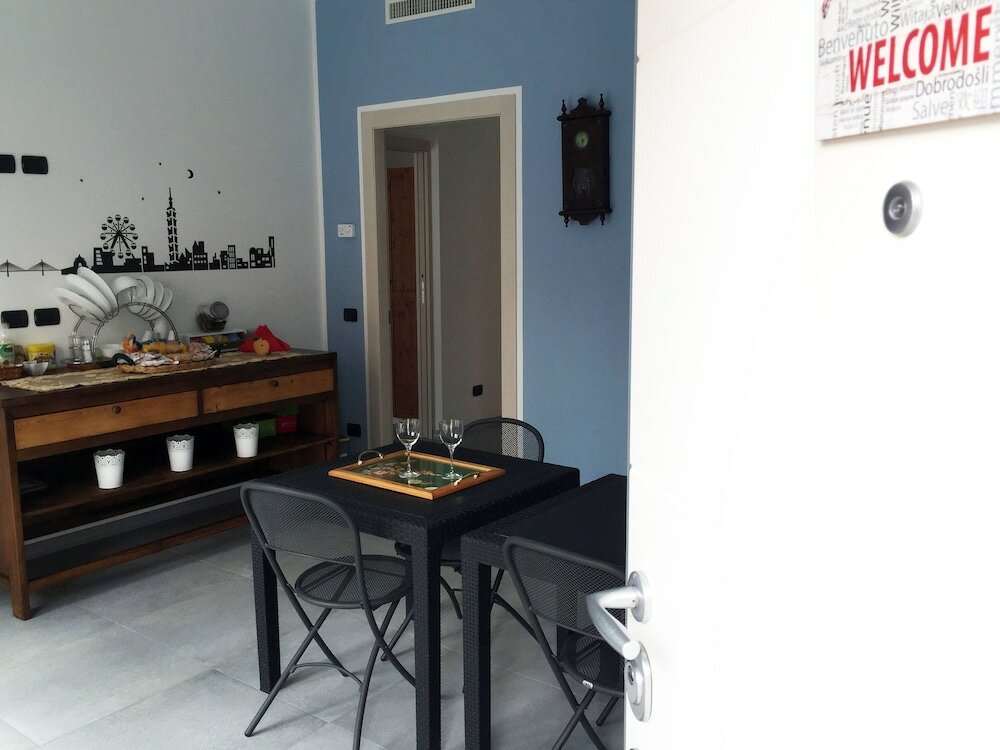 Фото B&b Honey Rooms