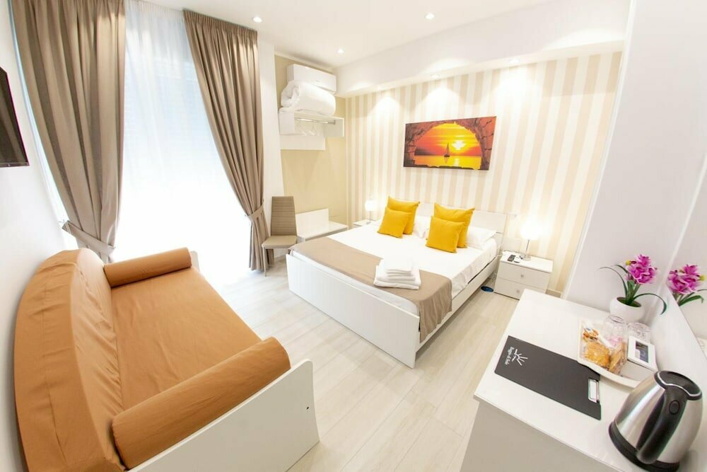 Hotel Raggio di sole 2, Naples, photo