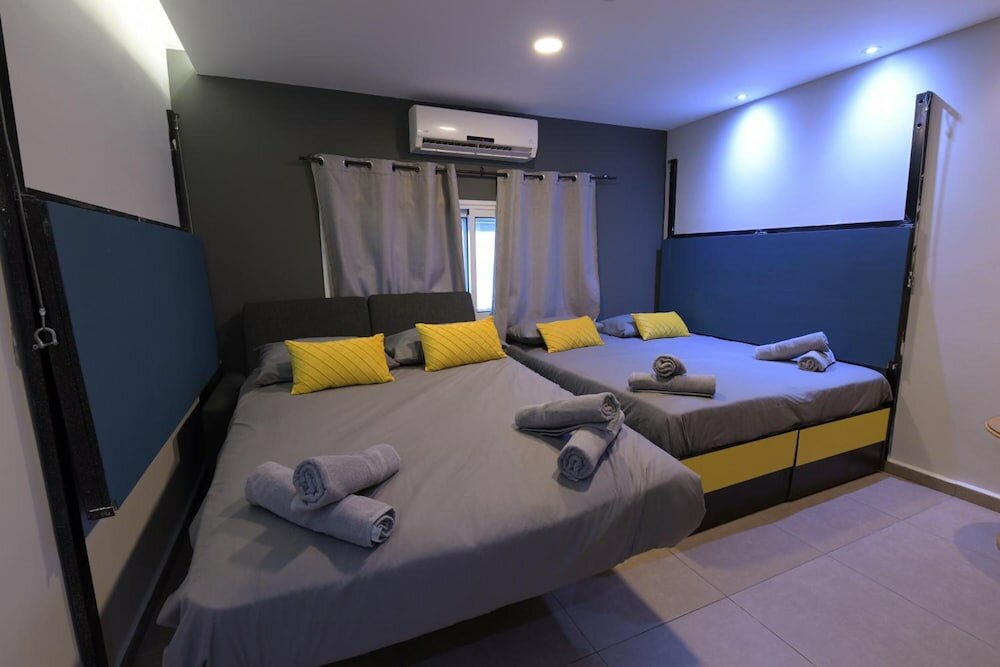 Фото Amdar Hotel & Hostel