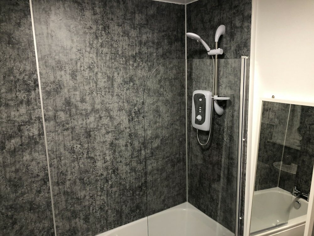 Фото Large Apartment Gla Airport