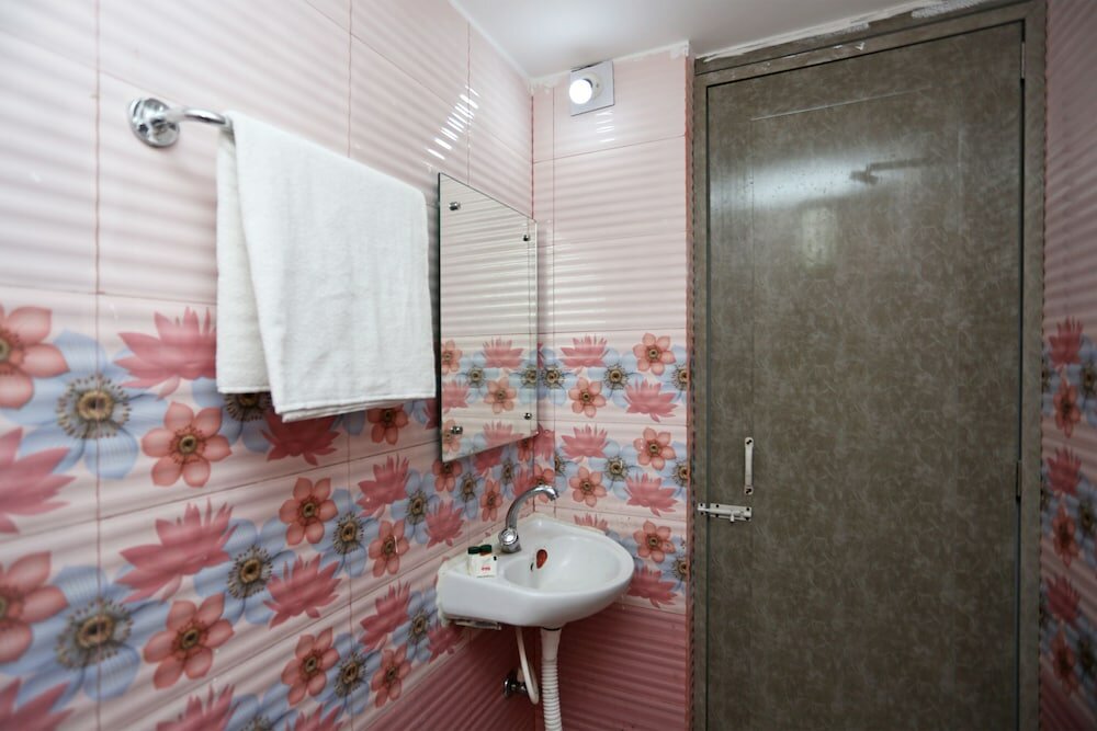 Фото Oyo 22281 Reem Residency