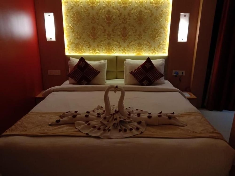 Фото The Red Velvet Hotel