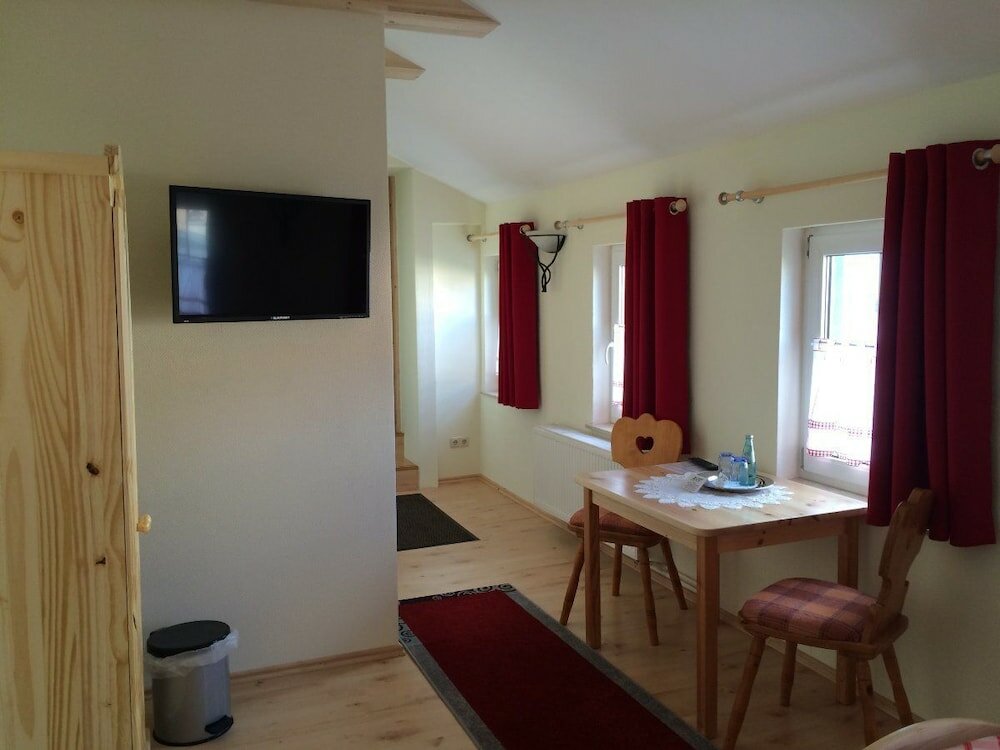 Фото Pension Zum Bauernstübl