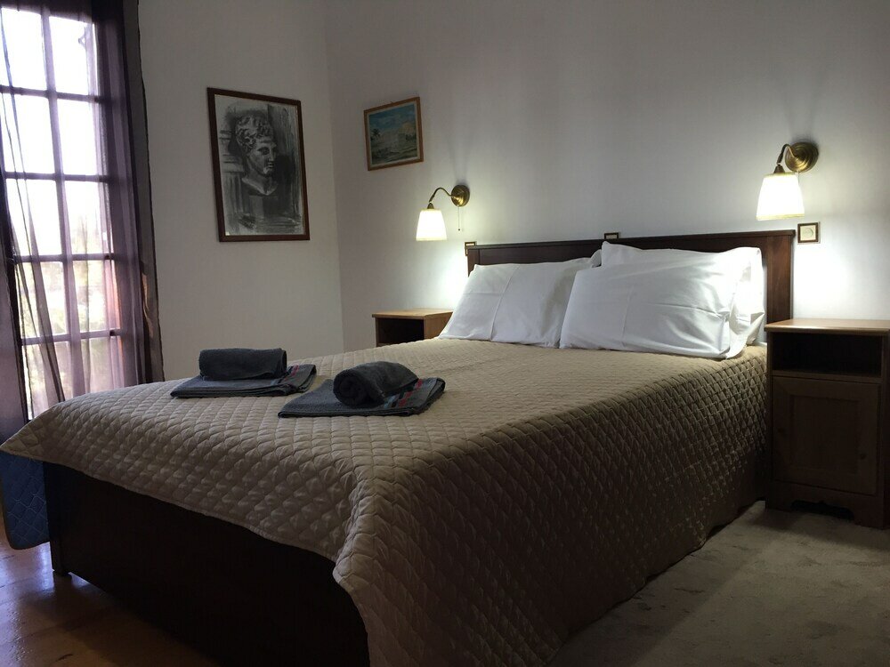 Фото Alexander Apartments