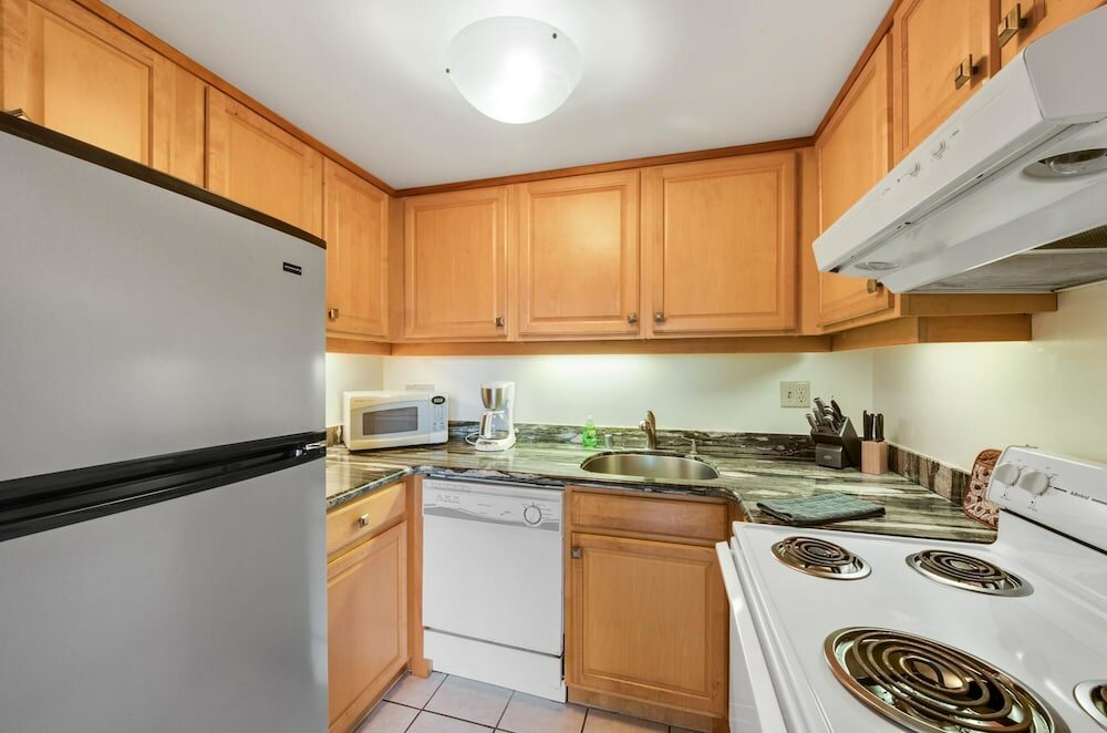 Фото Kona Plaza 220