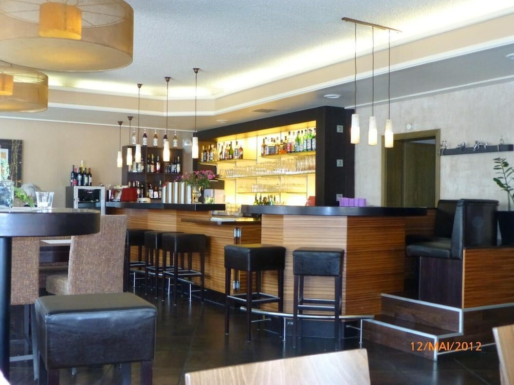 Фото Hotel Ammerländer Hof