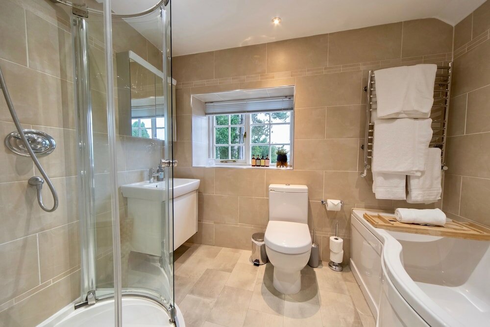 Фото Burleigh Court