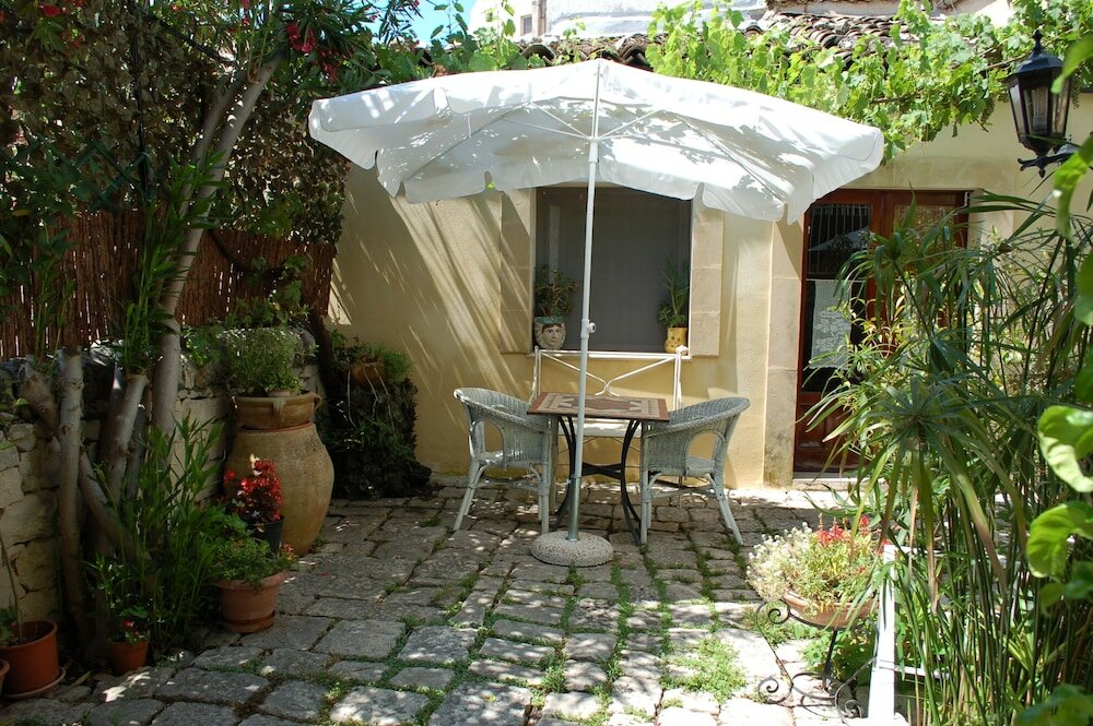 Фото B&b Il giardino dei sospiri