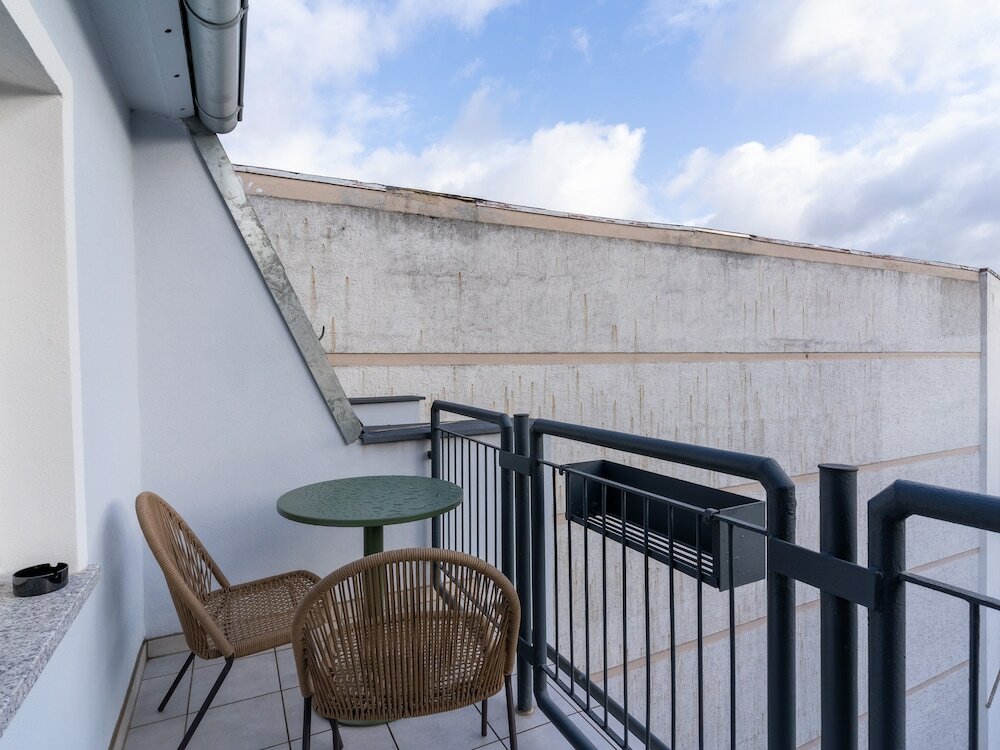 Фото Limehome Magdeburg Hasselbachplatz