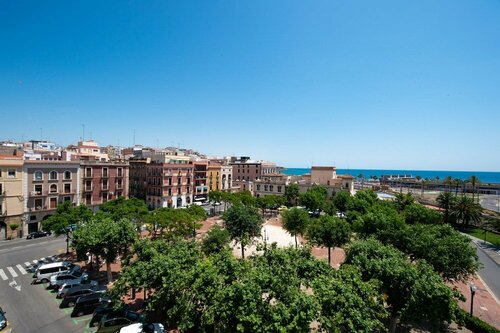 Гостиница Port Plaza Apartments в Таррагоне