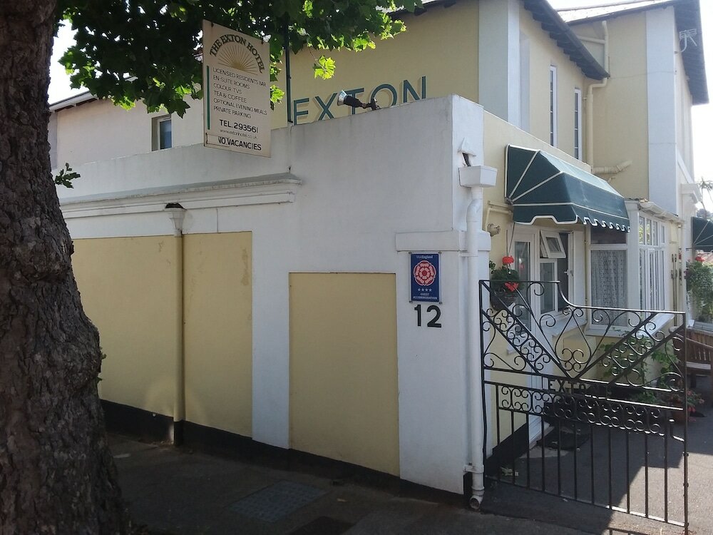 Фото Exton House