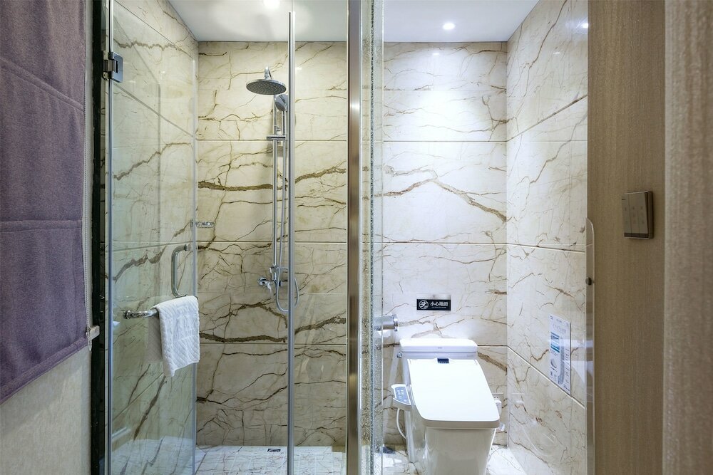 Фото Hangzhou Jinchen Yuqi Hotel